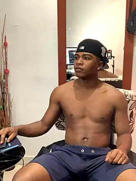 Snapshot of DEMOND_333 chatting on September 26, 2025, 2:35 pm DEMOND 333 online show from September 26, 2025, 2:35 pm