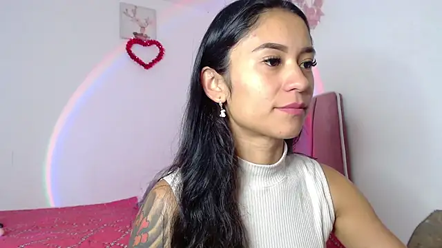 Snapshot of Liahdiaz_ chatting on September 19, 2025, 12:42 pm Liahdiaz  online show from September 19, 2025, 12:42 pm