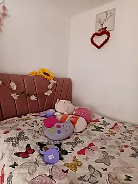 Snapshot of Liahdiaz_ chatting on October 1, 2025, 12:09 pm Liahdiaz  online show from October 1, 2025, 12:09 pm