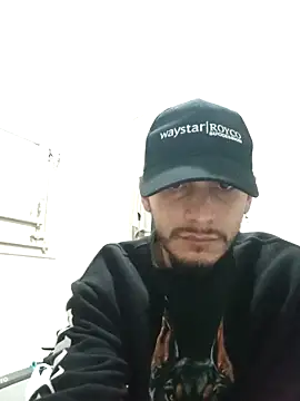 Juandavidbolivar online show from November 11, 2025, 5:13 am