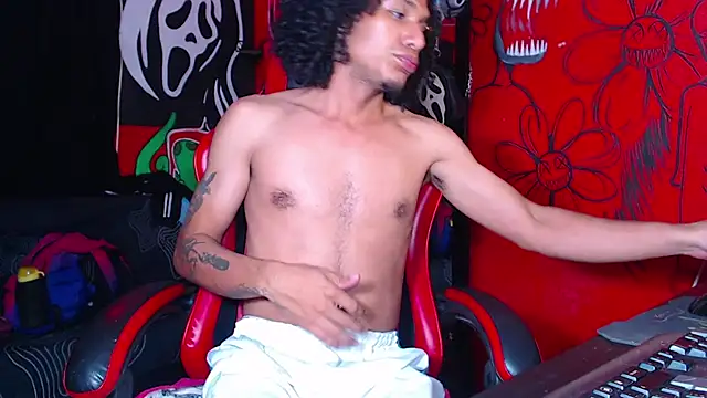 Snapshot of dante_hellsingx chatting on November 7, 2025, 3:44 am dante hellsingx online show from November 7, 2025, 3:44 am