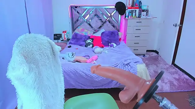 Luna Analya online show from November 6, 2025, 12:36 am