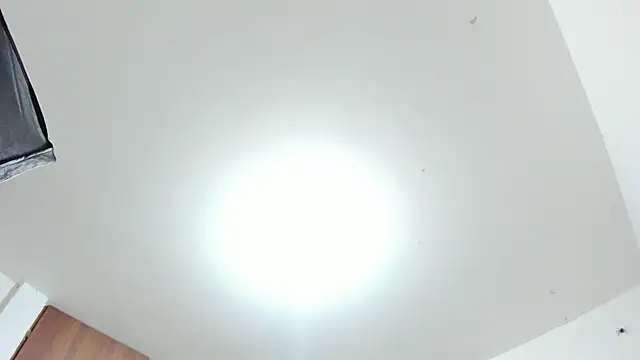 Rihanna hotx online show from November 10, 2025, 3:00 am