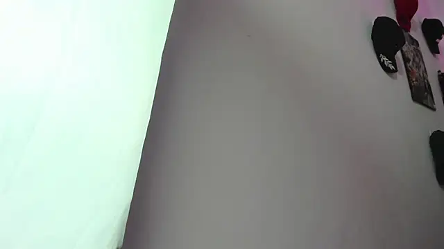 Snapshot of Rihanna_hotx chatting on March 2, 2026, 3:51 am Rihanna hotx online show from March 2, 2026, 3:51 am