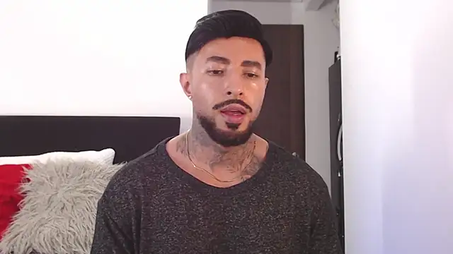 Snapshot of andrea_de_lucaa chatting on June 11, 2026, 4:42 am andrea de lucaa online show from June 11, 2026, 4:42 am
