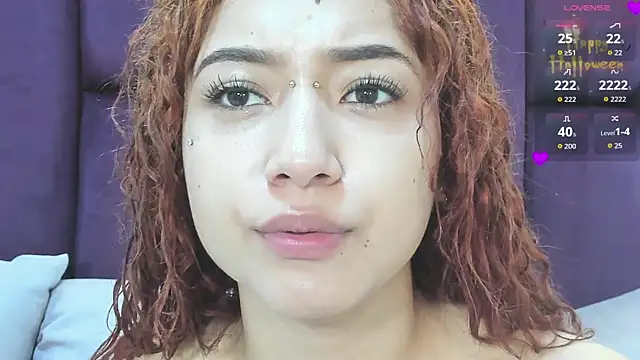 Snapshot of megannherrera chatting on October 7, 2025, 11:55 am megannherrera online show from October 7, 2025, 11:55 am