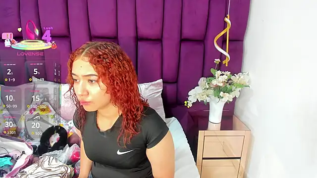 megannherrera online show from December 22, 2025, 12:27 pm