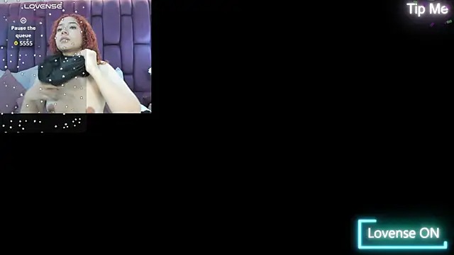 Snapshot of megannherrera chatting on October 15, 2025, 12:02 pm megannherrera online show from October 15, 2025, 12:02 pm