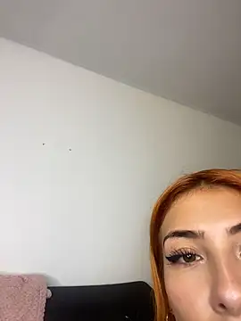 Isabella18 pink online show from April 11, 2026, 1:57 am