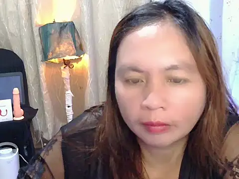 Snapshot of Pink_Scarlet chatting on October 23, 2025, 6:50 pm Pink Scarlet online show from October 23, 2025, 6:50 pm