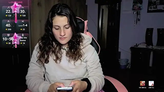 lindasyt online show from April 7, 2026, 4:14 am