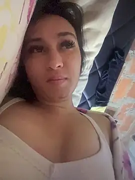 Snapshot of RAKEL37 chatting on February 19, 2026, 8:33 am RAKEL37 online show from February 19, 2026, 8:33 am