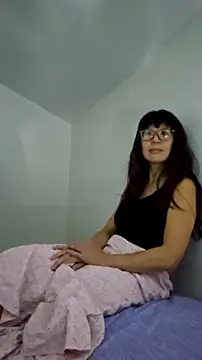 LeemaBean online show from October 4, 2025, 6:53 pm