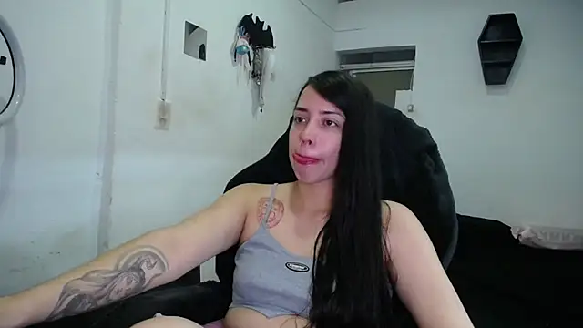 Snapshot of Amber09raiden chatting on October 29, 2025, 5:34 pm Amber09raiden online show from October 29, 2025, 5:34 pm