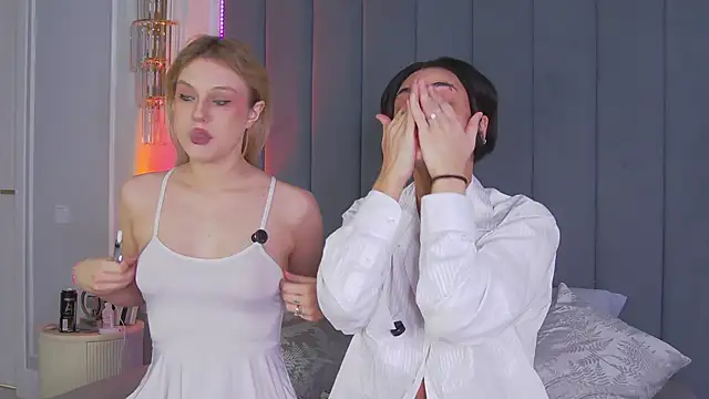 VioletAsh online show from November 16, 2025, 4:50 am