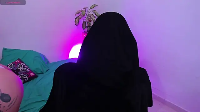 Snapshot of mary-magic chatting on September 18, 2025, 10:57 pm mary-magic online show from September 18, 2025, 10:57 pm