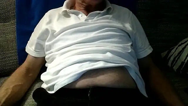 Snapshot of velikifant7 chatting on January 17, 2026, 6:55 pm velikifant7 online show from January 17, 2026, 6:55 pm