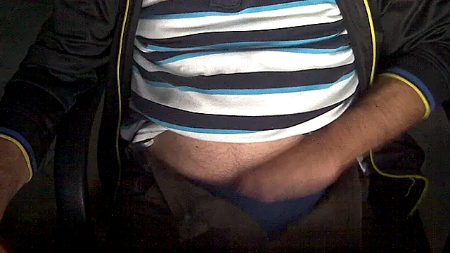 Snapshot of velikifant7 chatting on March 1, 2026, 5:07 am velikifant7 online show from March 1, 2026, 5:07 am