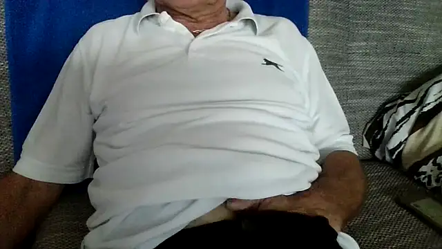 Snapshot of velikifant7 chatting on February 12, 2026, 1:55 pm velikifant7 online show from February 12, 2026, 1:55 pm