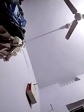 Snapshot of Hotyy_subhu chatting on November 4, 2025, 7:34 am Hotyy subhu online show from November 4, 2025, 7:34 am