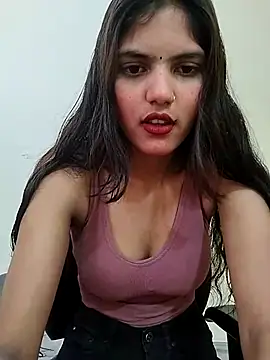 sexy lips99 online show from October 5, 2025, 3:52 am