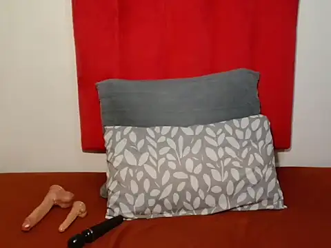 Snapshot of GorillaGripCunt77 chatting on October 16, 2025, 10:45 am GorillaGripCunt77 online show from October 16, 2025, 10:45 am