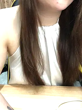 Mill lizi online show from September 11, 2025, 2:33 am