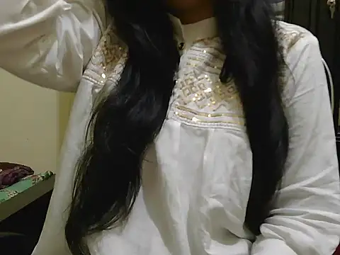 Snapshot of fairy_queen07 chatting on October 10, 2025, 10:32 pm fairy queen07 online show from October 10, 2025, 10:32 pm