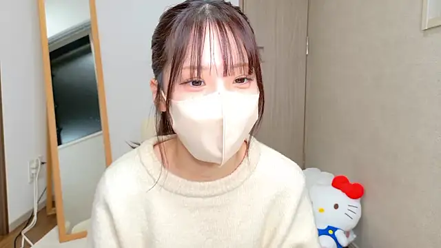 Snapshot of riri__nyan_o0 chatting on February 19, 2026, 10:12 am riri nyan o0 online show from February 19, 2026, 10:12 am