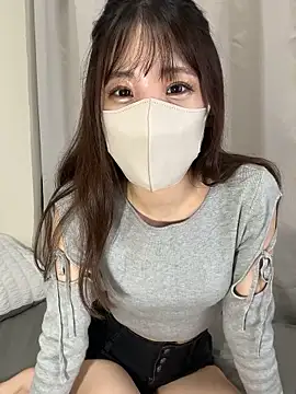 riri  nyan o0 online show from October 10, 2025, 5:08 am