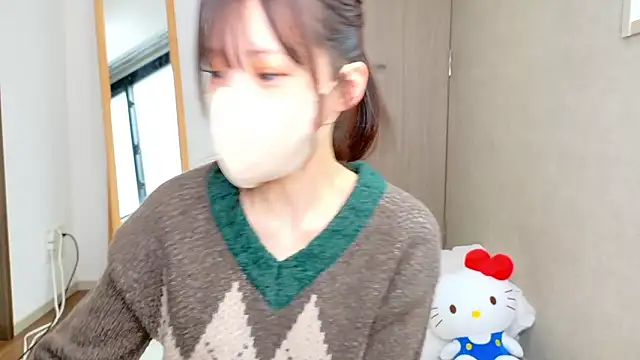 Snapshot of riri__nyan_o0 chatting on February 22, 2026, 5:10 am riri nyan o0 online show from February 22, 2026, 5:10 am