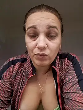 Snapshot of PalomaDesireee chatting on October 14, 2025, 4:35 am PalomaDesireee online show from October 14, 2025, 4:35 am