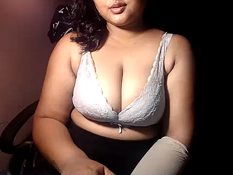 Snapshot of PatnakiRitu1 chatting on September 24, 2025, 4:30 am PatnakiRitu1 online show from September 24, 2025, 4:30 am