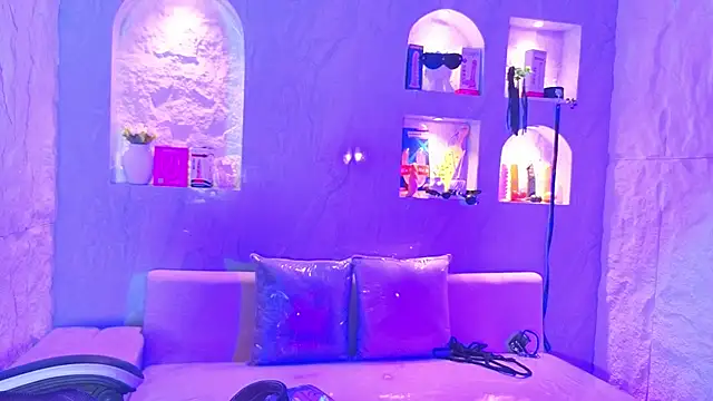 Sophia tf online show from March 25, 2026, 2:55 am