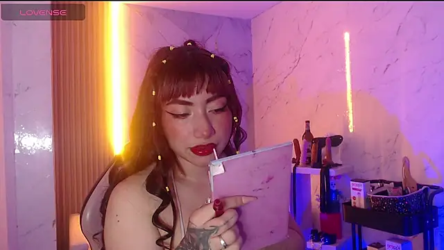 Sophia tf online show from April 23, 2026, 3:57 am