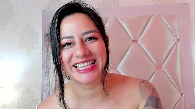 SeleneCarter online show from December 5, 2025, 8:17 pm