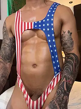 Snapshot of Tomy_maylon chatting on October 11, 2025, 5:25 pm Tomy maylon online show from October 11, 2025, 5:25 pm