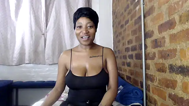 SweetPortableAmber online show from November 11, 2025, 9:20 pm