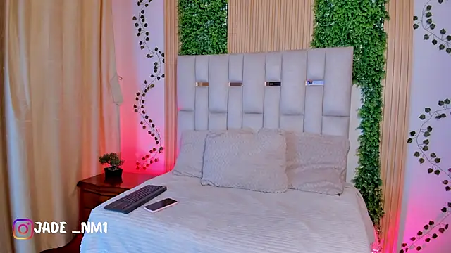 Snapshot of Jade_Nmm chatting on February 23, 2026, 12:50 pm Jade Nmm online show from February 23, 2026, 12:50 pm