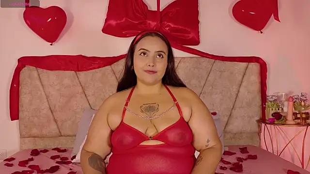 Snapshot of TinaCurv chatting on September 20, 2025, 8:03 pm TinaCurv online show from September 20, 2025, 8:03 pm