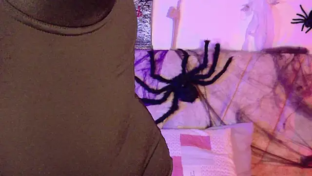 Snapshot of TinaCurv chatting on October 30, 2025, 8:50 pm TinaCurv online show from October 30, 2025, 8:50 pm