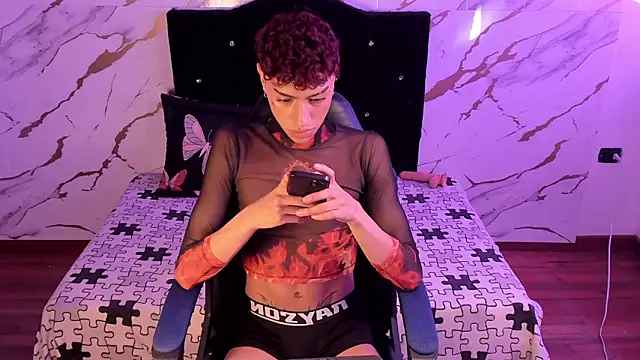 owen sexy25 online show from October 2, 2025, 8:12 pm