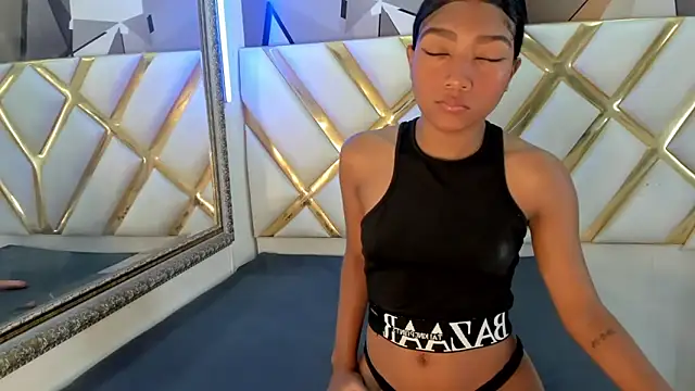 Snapshot of Nina_Kong chatting on September 18, 2025, 8:34 pm Nina Kong online show from September 18, 2025, 8:34 pm