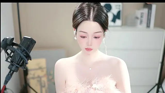 abbyli12 online show from November 23, 2025, 4:28 pm