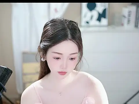 abbyli12 online show from October 23, 2025, 2:38 pm