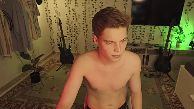 Snapshot of RusBradPitt chatting on October 1, 2025, 1:48 pm RusBradPitt online show from October 1, 2025, 1:48 pm