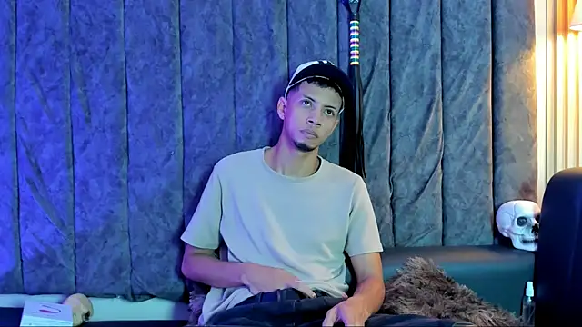 Snapshot of DustinandJordan chatting on September 24, 2025, 4:52 am DustinandJordan online show from September 24, 2025, 4:52 am