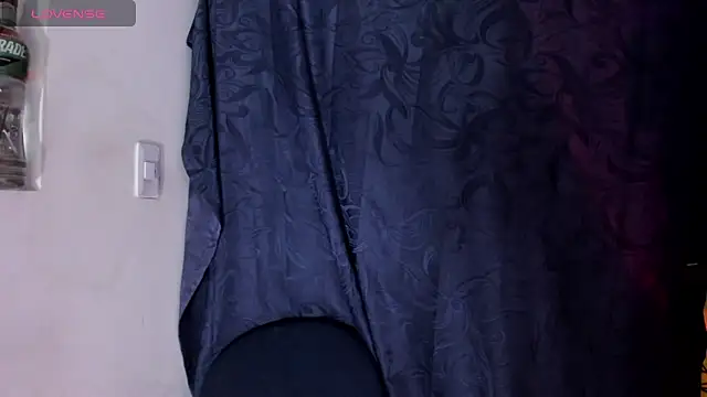 Snapshot of Viioleett_cum chatting on October 30, 2025, 2:47 pm Viioleett cum online show from October 30, 2025, 2:47 pm