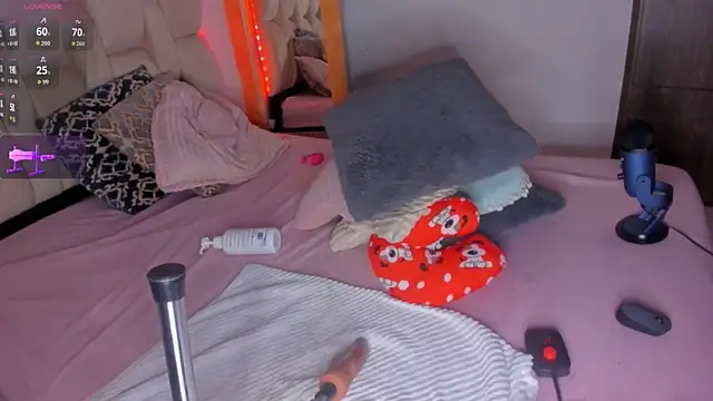 Snapshot of kayla-ada0 chatting on October 17, 2025, 2:15 am kayla-ada0 online show from October 17, 2025, 2:15 am