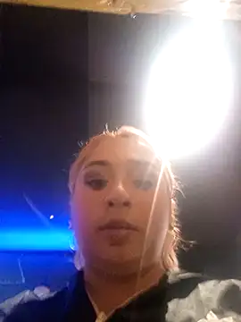 Mariana-94 online show from December 4, 2025, 1:21 pm